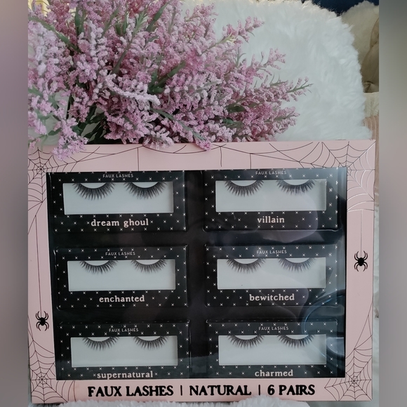 Other - ***SOLD*** NIB - 6 Pairs Natural Faux Lashes